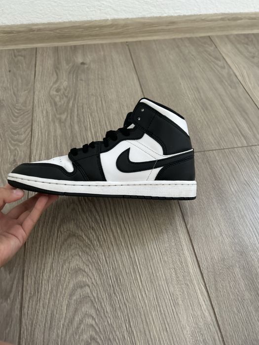 Jordan 1 panda 600 de lei