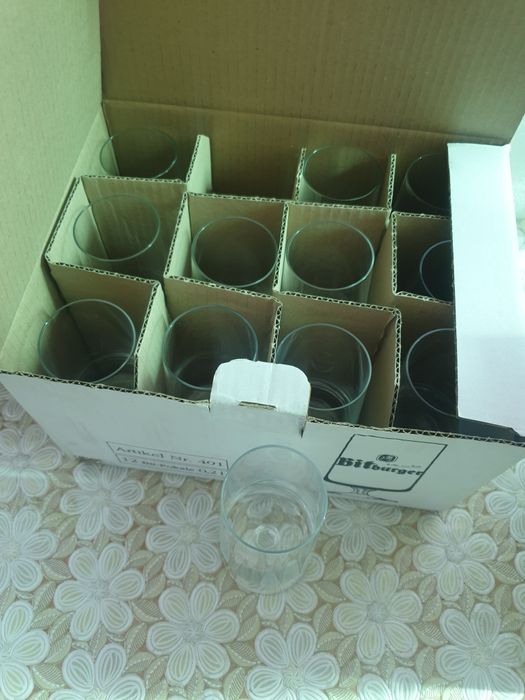 Чаши и халби /Bitburger, Rastal/