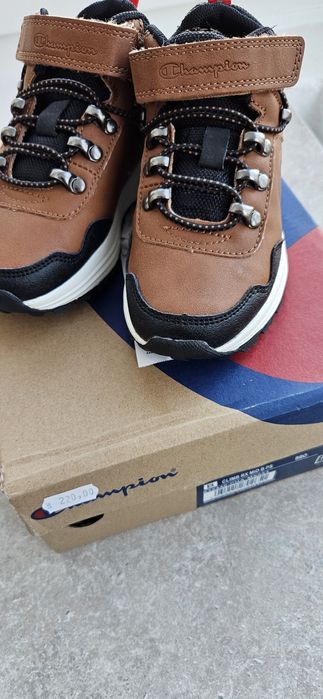 Ghete băieți,  noi, mărimea 28,5