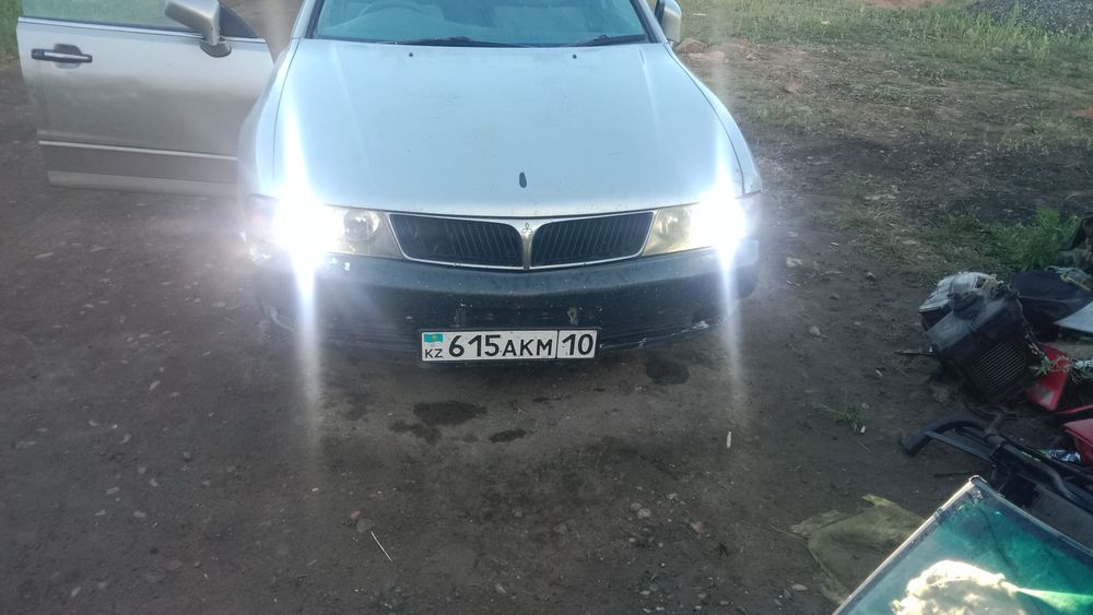 Продам Мицубиси диамант