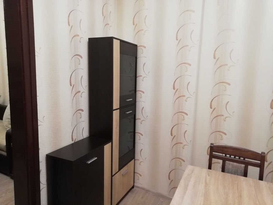 Продава се Тристаен апартамент в Бургас, Възраждане - 80 кв.м за 2125 €/кв.м - Снимка #3