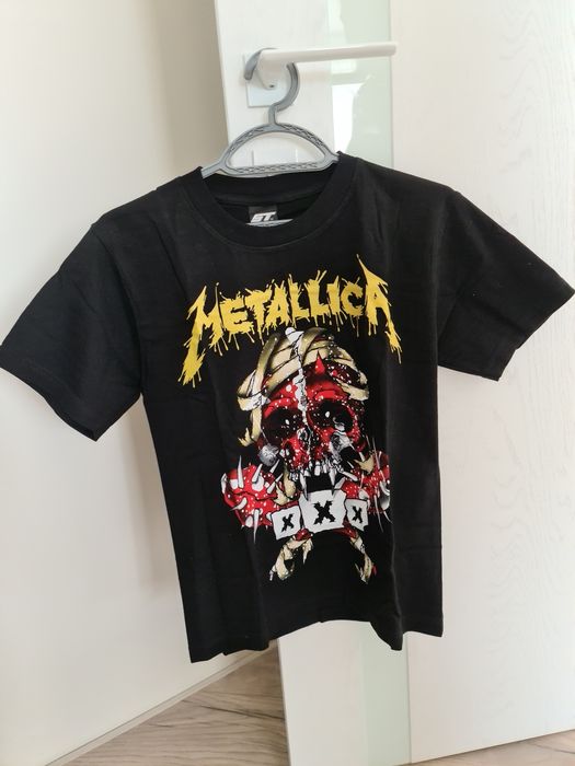 Продам футболки с принтом