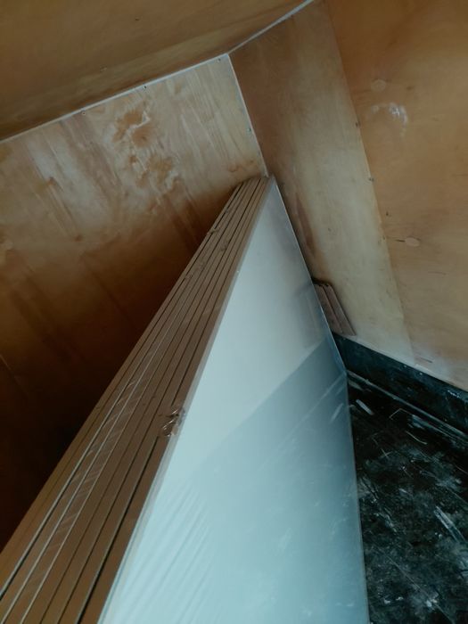 Doska markerli yangi  sifatli arzon narxda