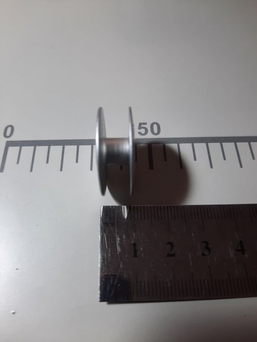 Шпульки для швейной машинки