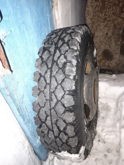 Продам колесо зил 130