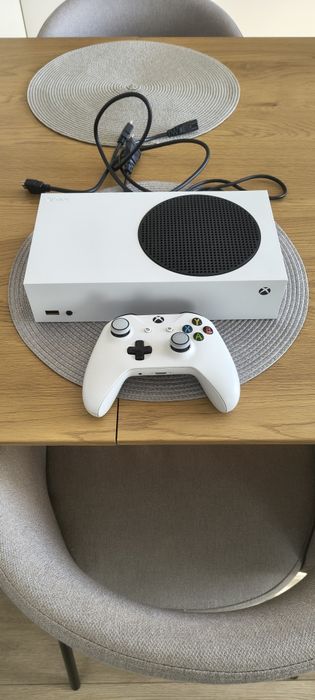 Xbox Series S / 1 controller
