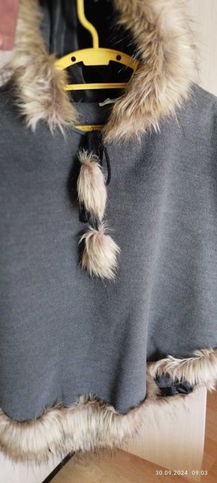 ново пончо с 30% вълна