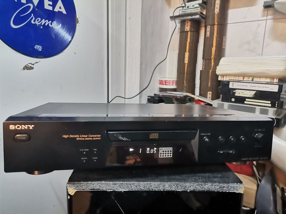 Cd player sony cdp xe270