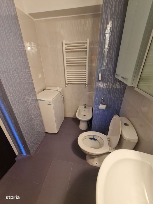 Zamca-bloc nou- 2 camere decomanate+loc parcare prorietate