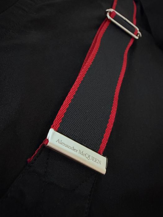 Риза Alexander McQueen чисто нова