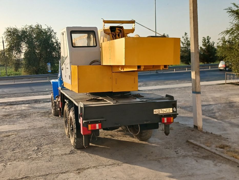 Продаётся. Автокран  Урал вездеход