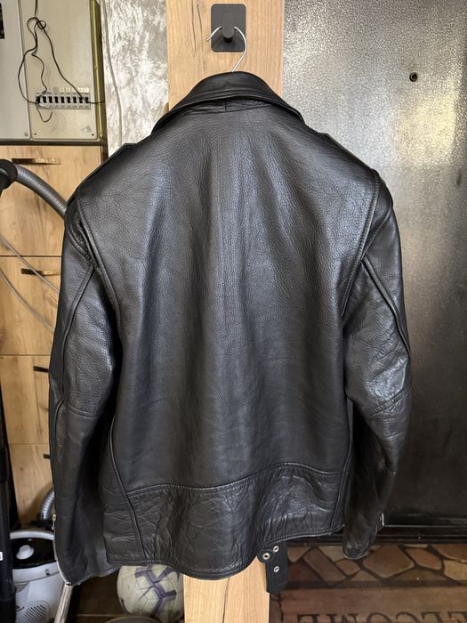 Продам кожаную куртку