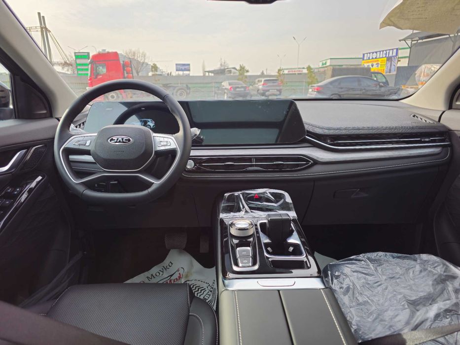 JAC JS6 1,5 Turbo Full 7300$ bilan xarid qiling!!!