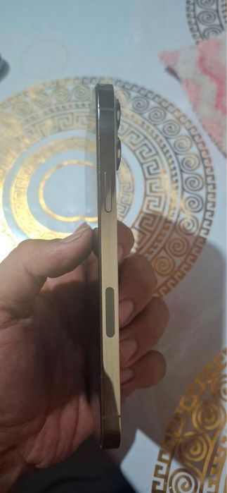 Iphone 13 pro max gold