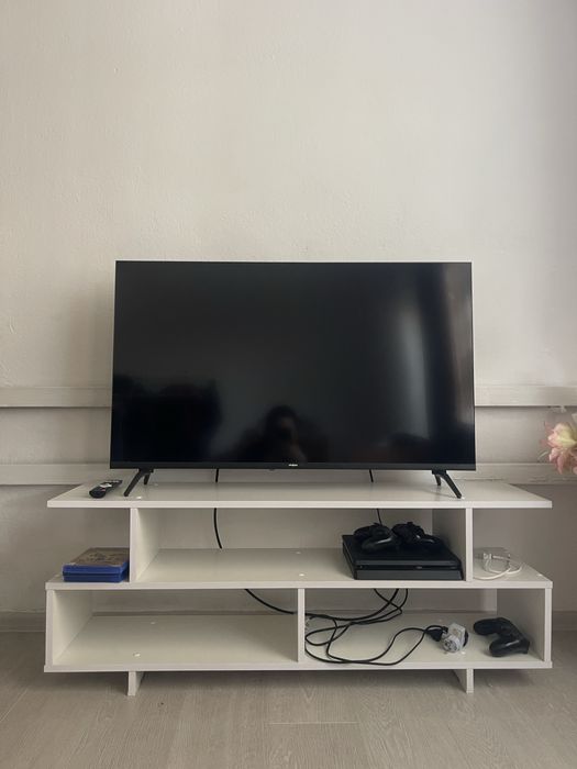 Playstation 4 slim 500GB с телевизором