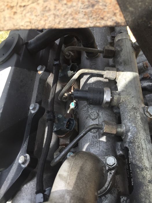 Vand Chiuloasă Iveco Motor 2.8 TDI Model  CU  INJECTOARE  ELECTRICE