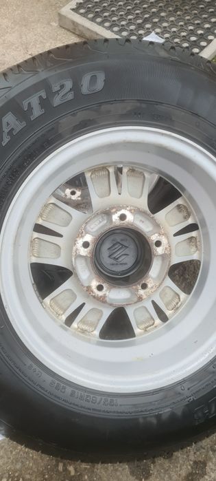 Гум с джанти за сузуки джими самурай Витара 15ц гуми на250 кл 5гуми