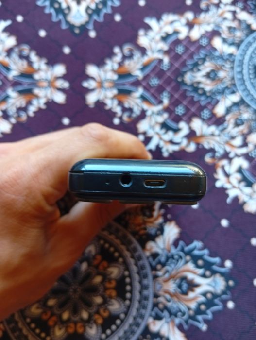 Novey telefoncha sotilyapti