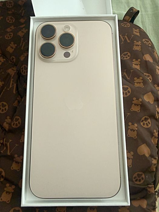 Iphone 16 pro max 256 gb schimb cu 17 pro max orange