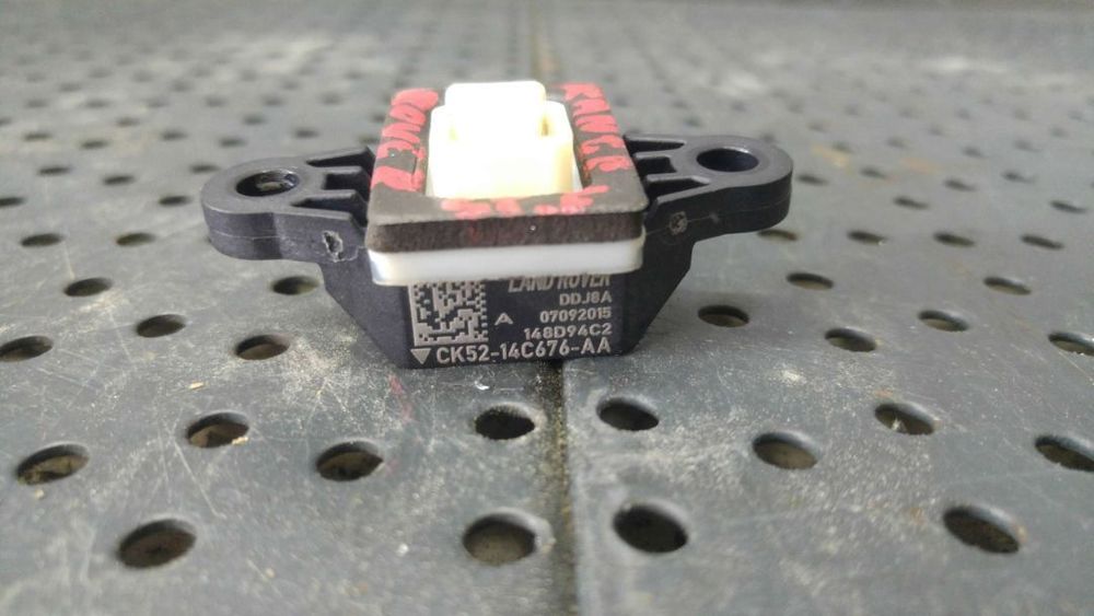 Senzor impact stanga fata land rover range rover 4 vogue l405 ck5214c676aa