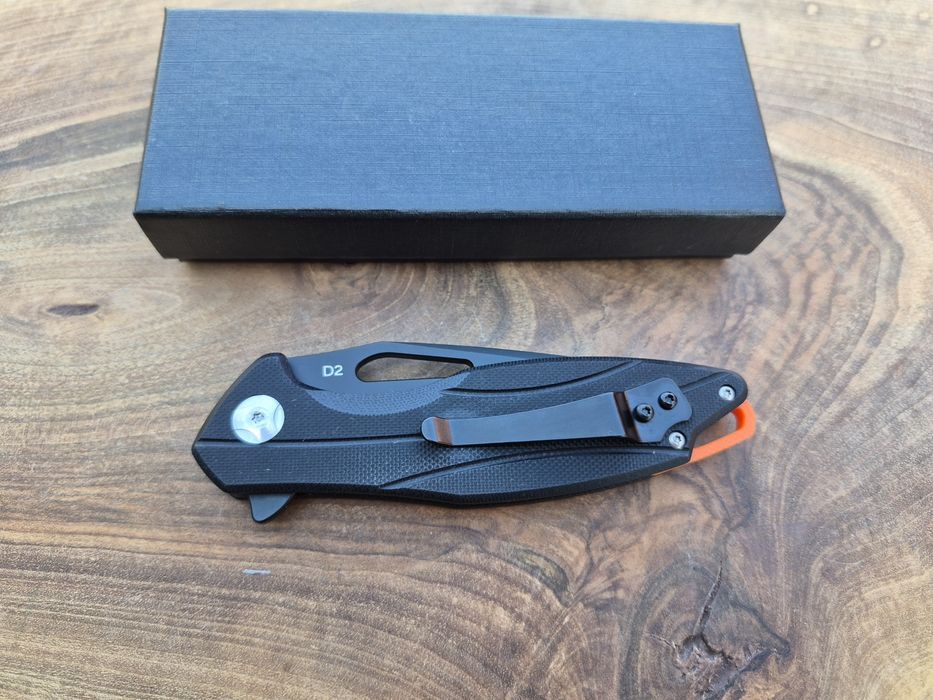 Сгъваем джобен нож,стомана D2,тъмно острие, D116