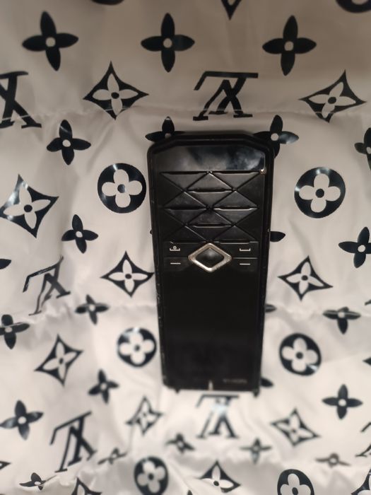 Assalom alekum Telefon Sotiladi Original Nokia 7900 Prism Black