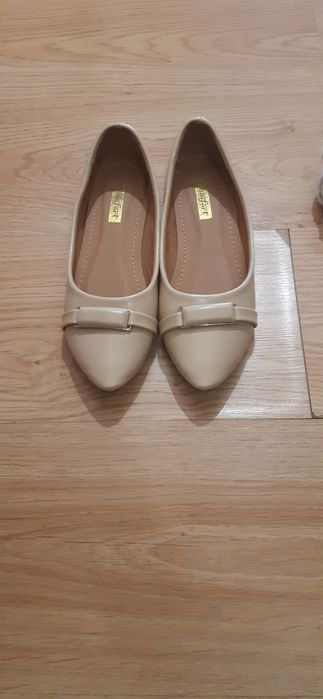 Продам Туфли новые
