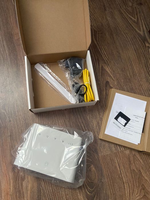 Router wireless Huawei cu cartela sim nou!