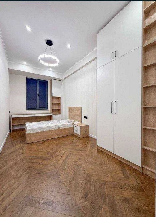 Cрочная Цена ! Продается 3 Комнатная Квартира На Яшнабаде!