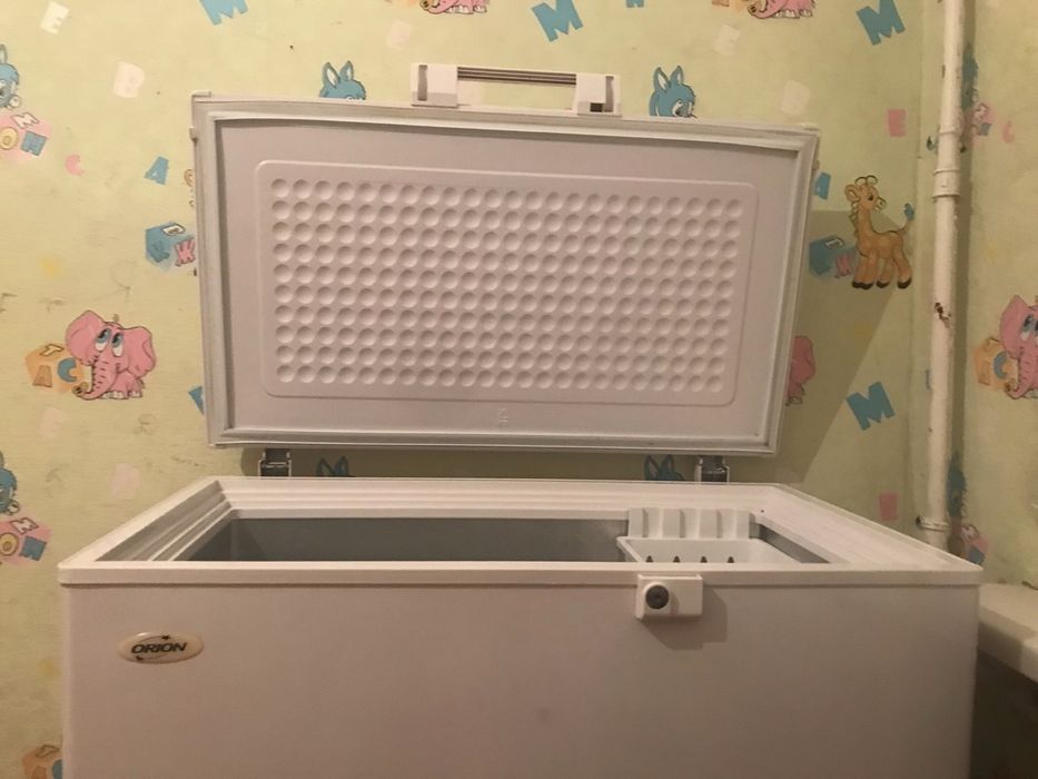 Продаю мороз.камеру