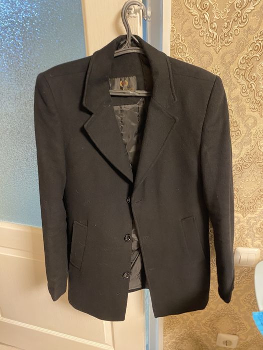 Продам пальто 46го размера