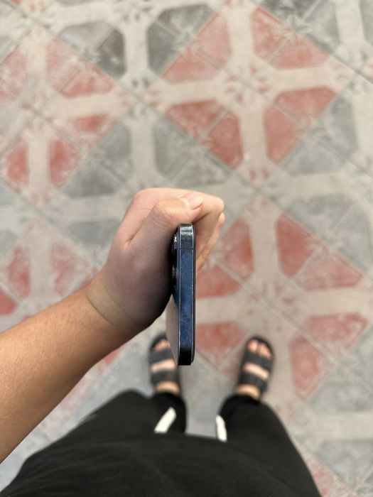 Iphone 12 pro max SKIDKA BUGUN OGANGA