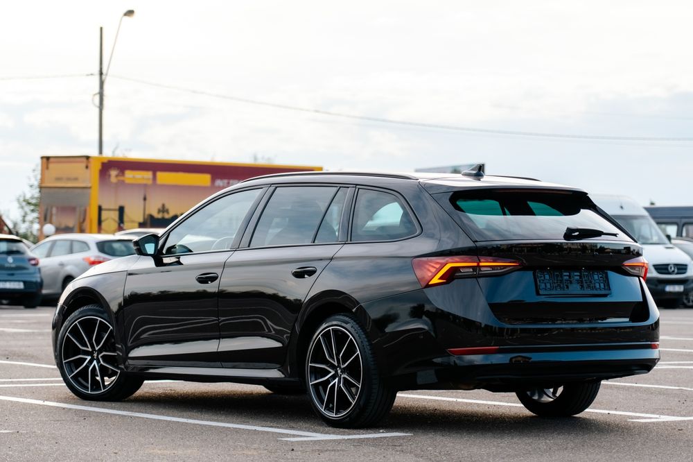 SKODA Octavia 2021 — imagine 3