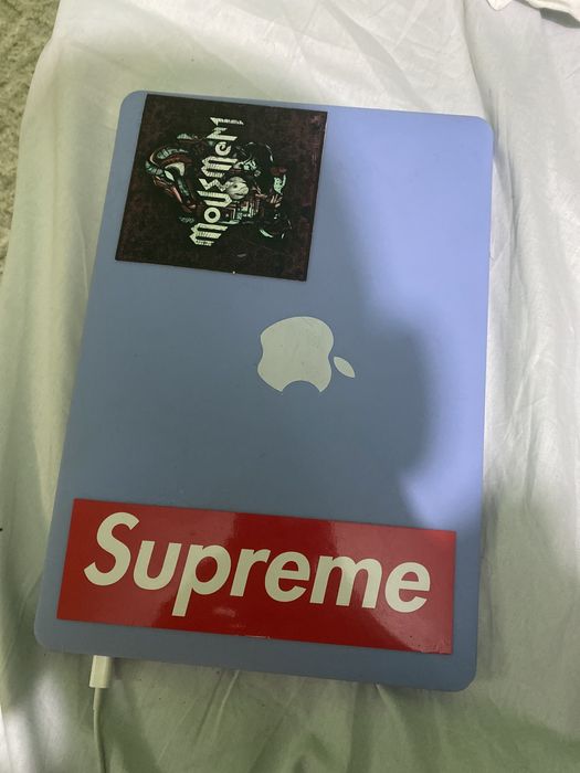 MacBook pro 13 2019 touch bar