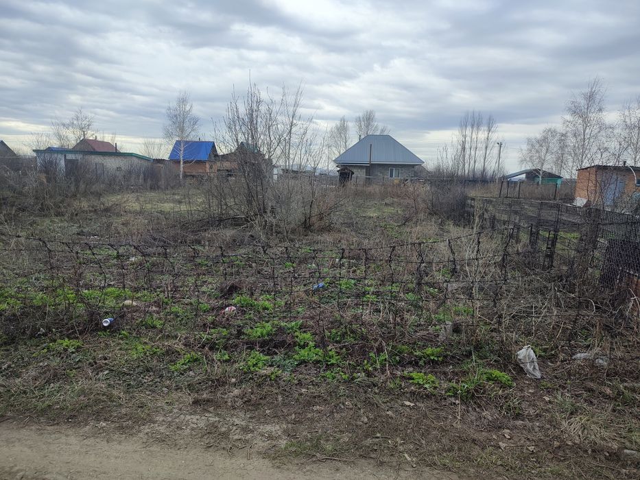 Продается дачный земельный  участок