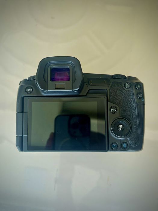 Canon R 24-105L 4F xolati zor foto ishlagan