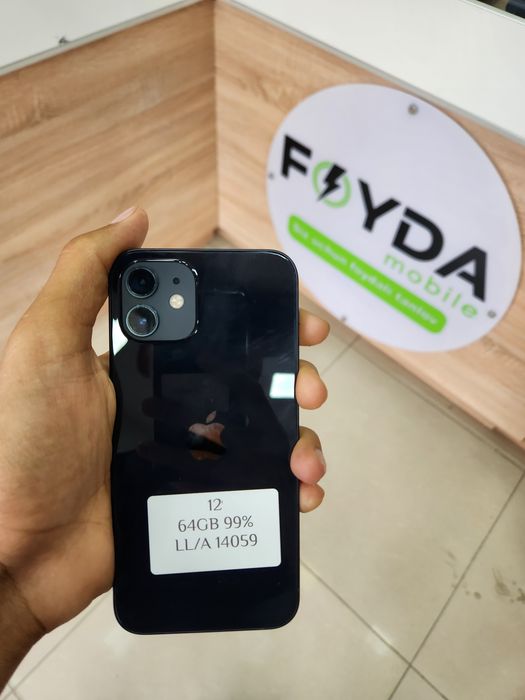 IPhone 12.      .