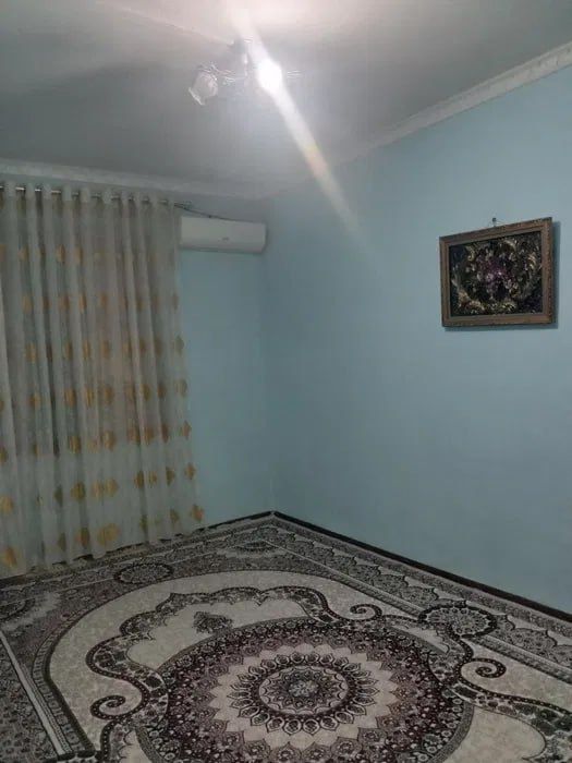 Арзон нархда 1 хонали Янги домдан квартира сотилади 5 микрн