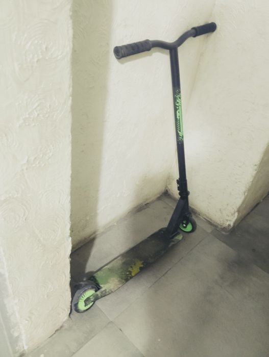 Самокат трюковый