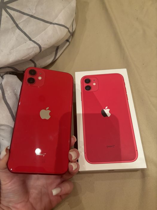 Vand Iphone 11 rosu