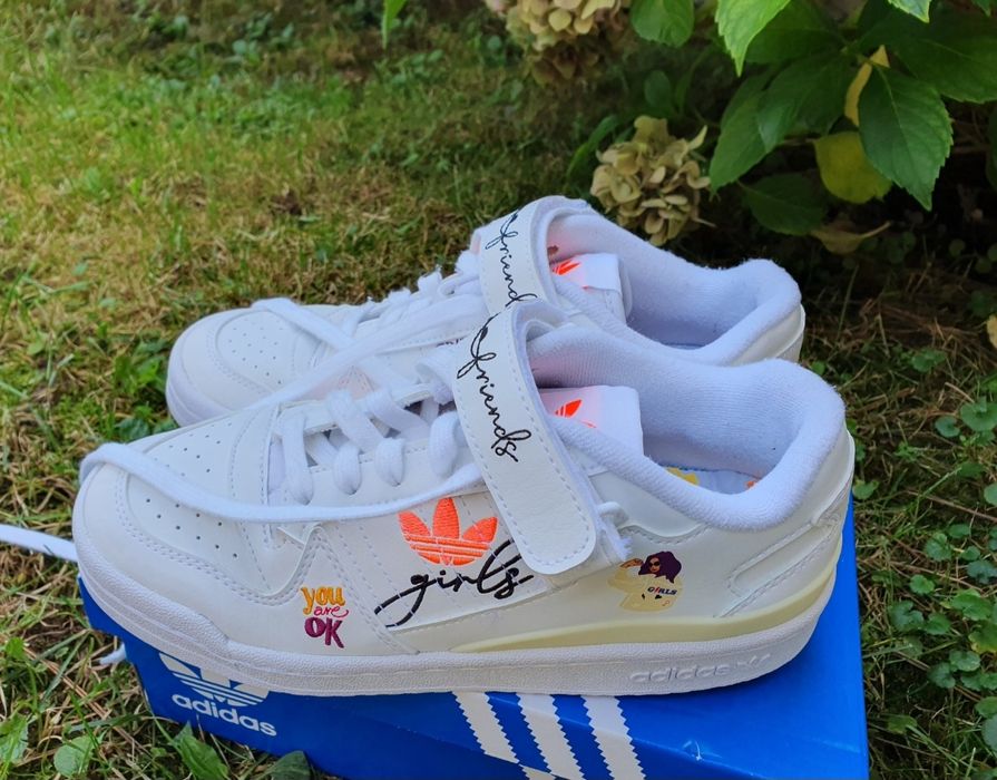 Sneakers  Adidas Forum Low J