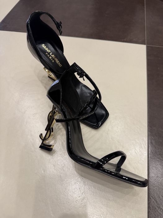 Обувки на висок ток 36 номер  YSL