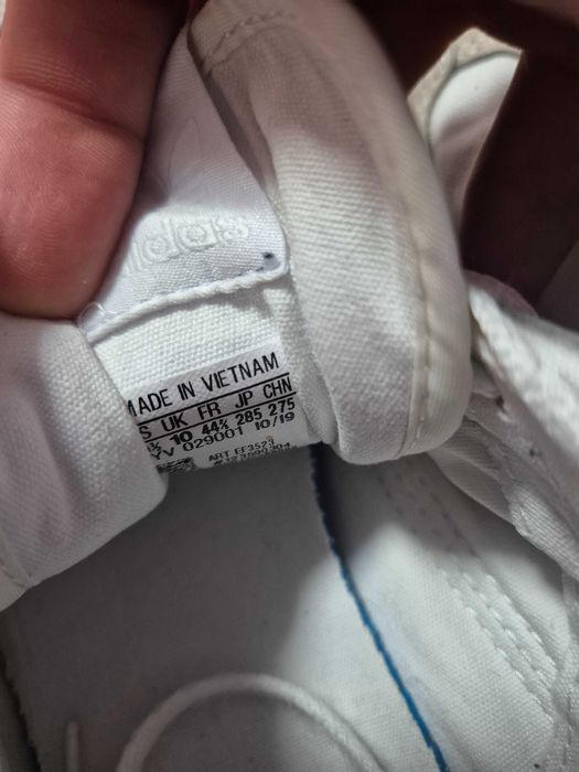 Кецове    Адидас