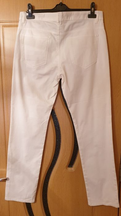 Pantaloni bărbați NOI !