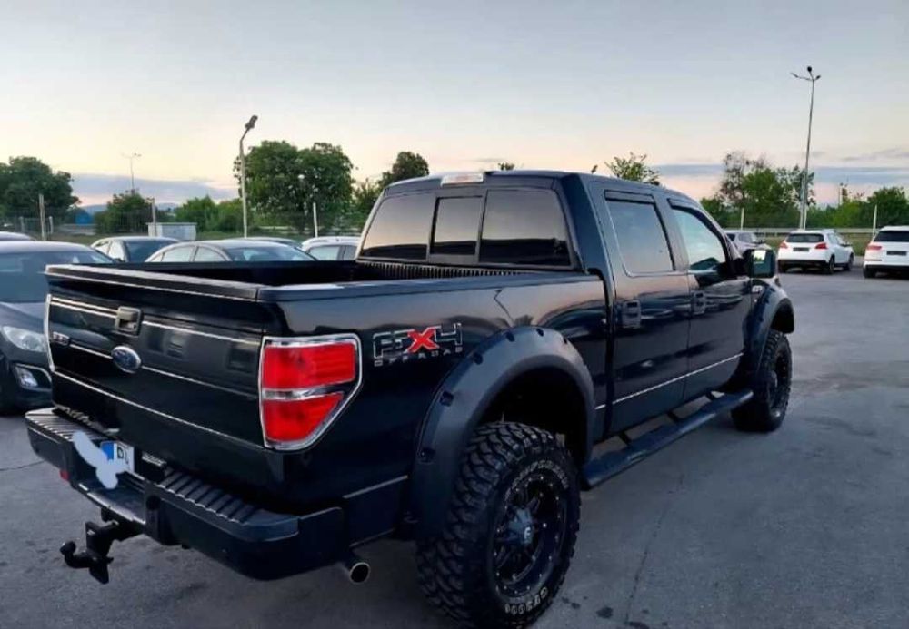 Пикап в перфектно състояние, всичко платено и сменено,март 2010 годона