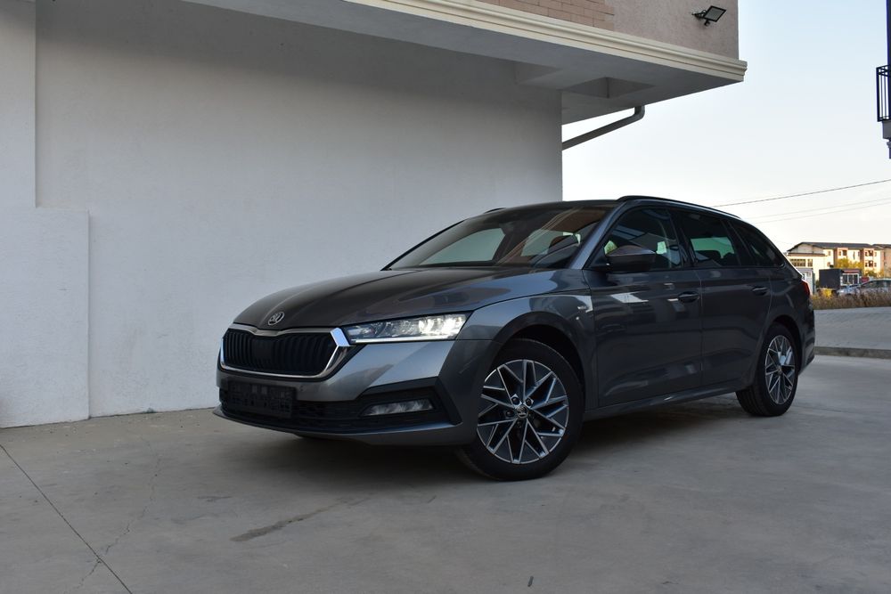 Skoda Octavia 2.0dsg 2022  Matrix  bancheta spate incalzita