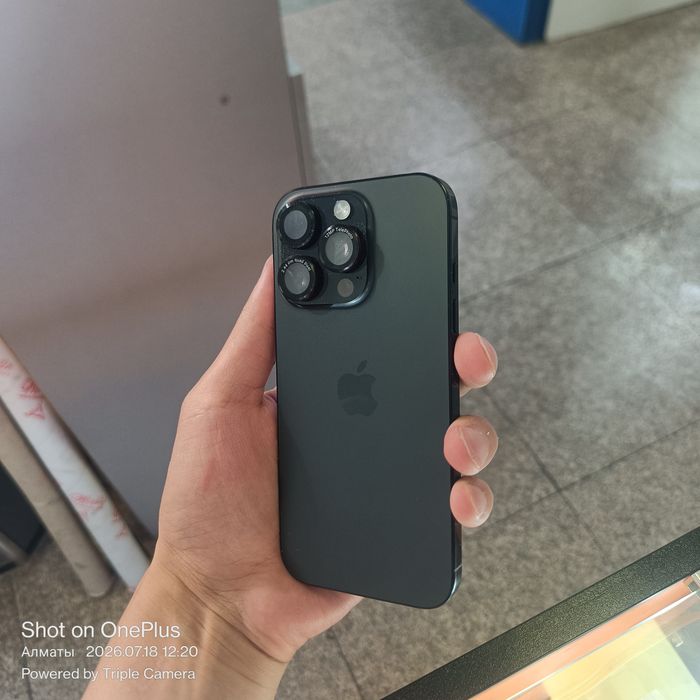 iPhone 16 pro 128gb black