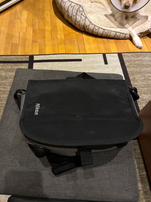 Чантичка за фотоапарат Nikon