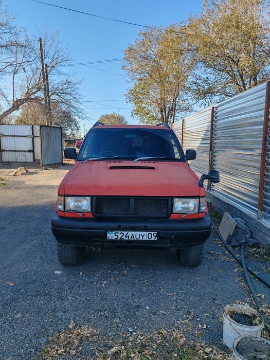 Продам Исузу Бигхорн