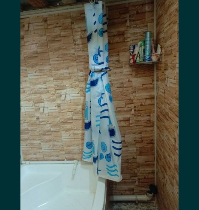 Срочно уй сотилади 1 микрорайонга